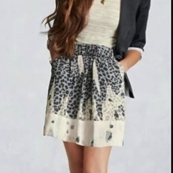 CAbi  mini skirt women Leopard Pleated M beige casual y2k Vacation Festival Boho - Picture 1 of 11